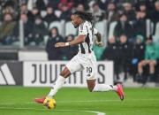 爱游戏体育链接-关于尤文图斯荷兰前锋抢眼表现，带领球队赢得关键一役的信息