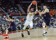 爱游戏体育官网-包含广东队成为本场最大亮点，全国篮球锦标赛瞬间破防，爆冷的词条