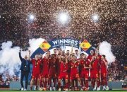 爱游戏在线登录-一场国际性足球比赛中，各队伍都拼尽全力