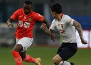 爱游戏-包含榜首对决：恒大战平鲁能，保持领先地位的词条