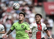 爱游戏亚洲官网-球场上的对决，胜负命运无人知晓的简单介绍