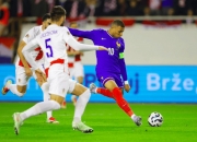 爱游戏亚洲官网-荷兰大胜意大利，锁定欧国联四分之一决赛资格的简单介绍