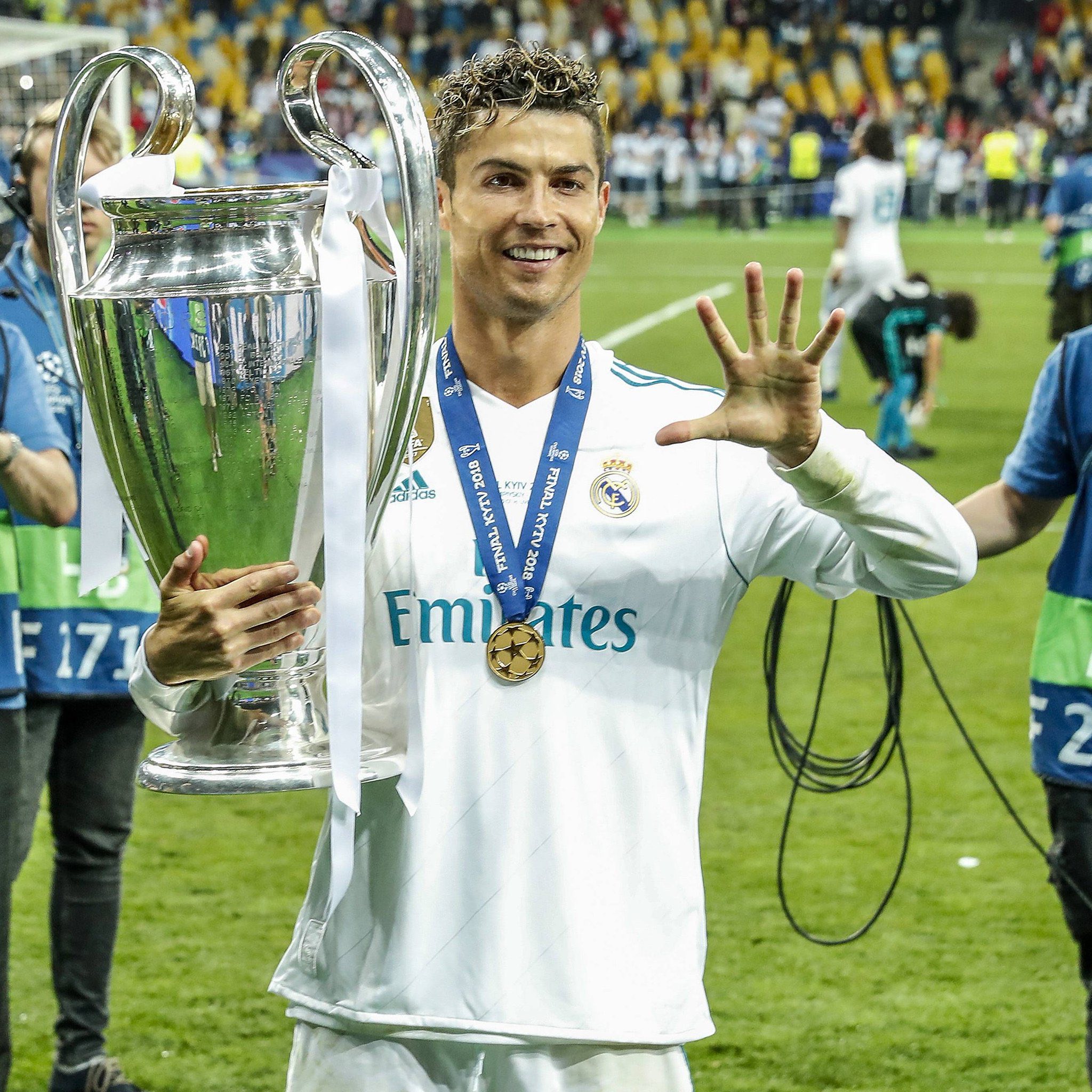 进球数破纪录,球员成欧冠新宠的简单介绍 进球数破纪录,球员成欧冠新宠的简单介绍