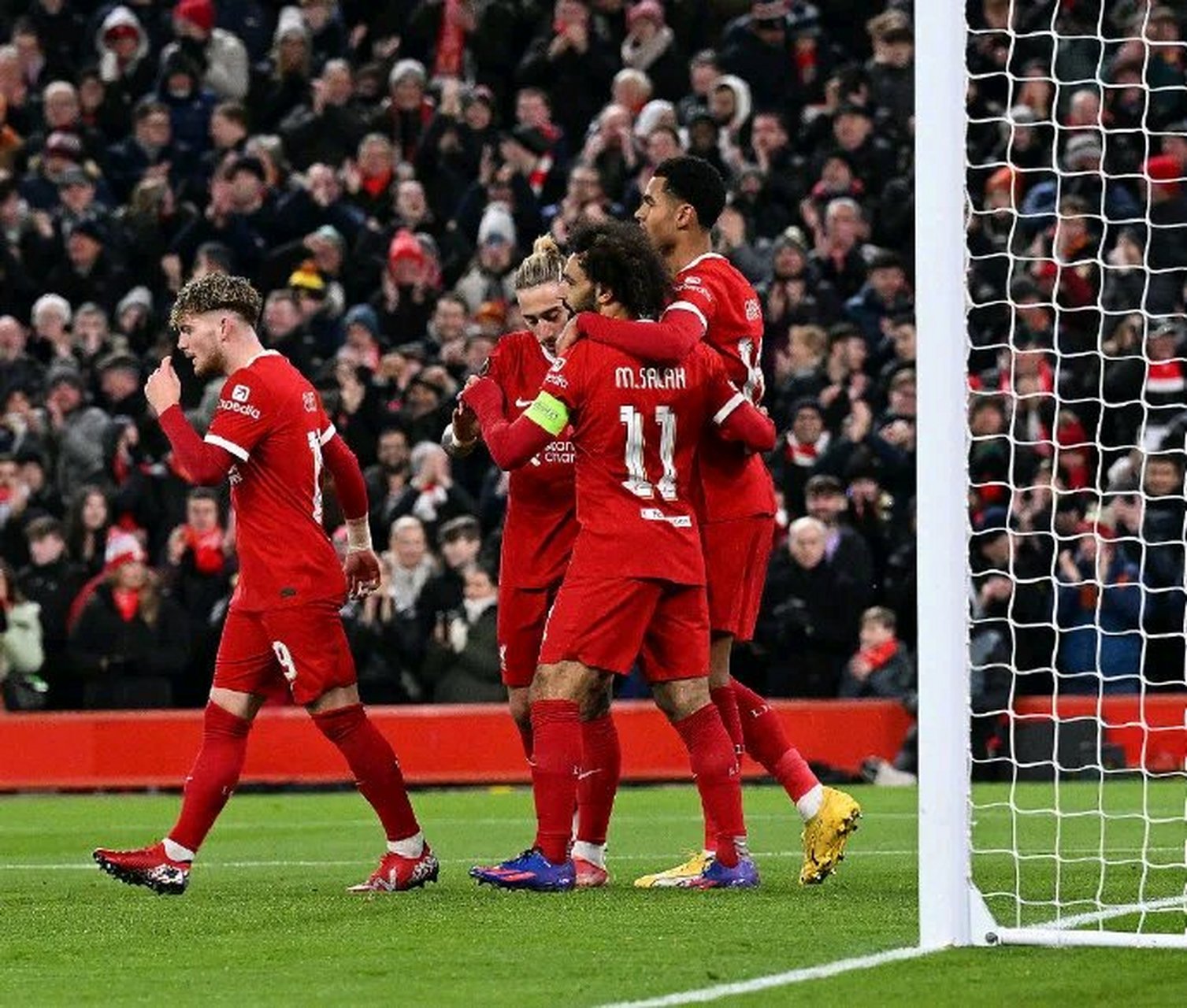 利物浦主帅强调团队配合，迎战欧洲劲旅的简单介绍