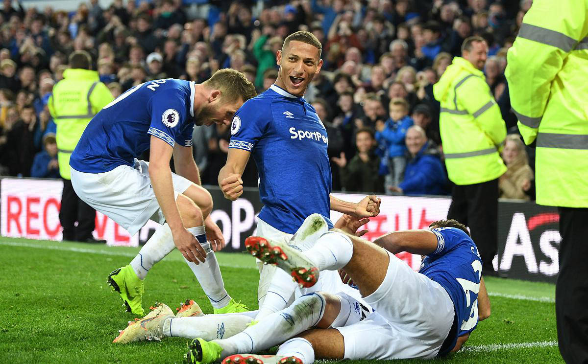 水晶宫主场失利,遭遇苦战连败的简单介绍 水晶宫主场失利,遭遇苦战连败的简单介绍