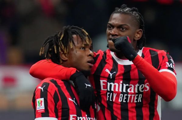 AC米兰新援首秀破门,助球队大胜对手 AC米兰新援首秀破门,助球队大胜对手