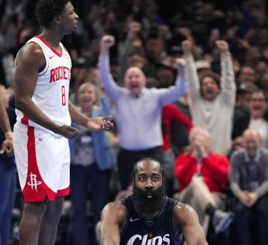 小牛客场绝杀快船，壮志凌云的简单介绍