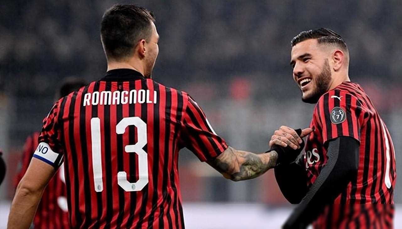 包含AC米兰主场战胜佛罗伦萨，重新找回状态的词条