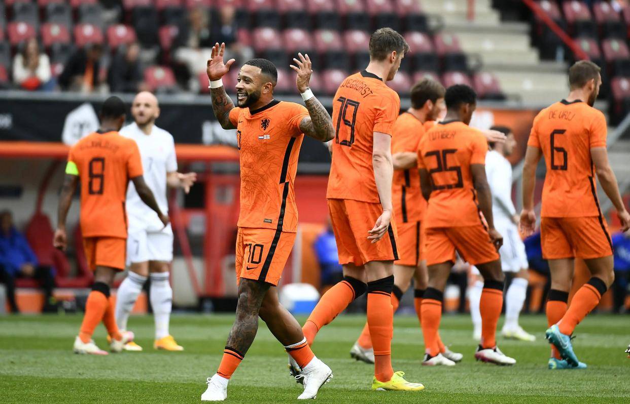 关于荷兰逆袭瑞典,加冕欧预赛冠军头衔的信息 关于荷兰逆袭瑞典,加冕欧预赛冠军头衔的信息