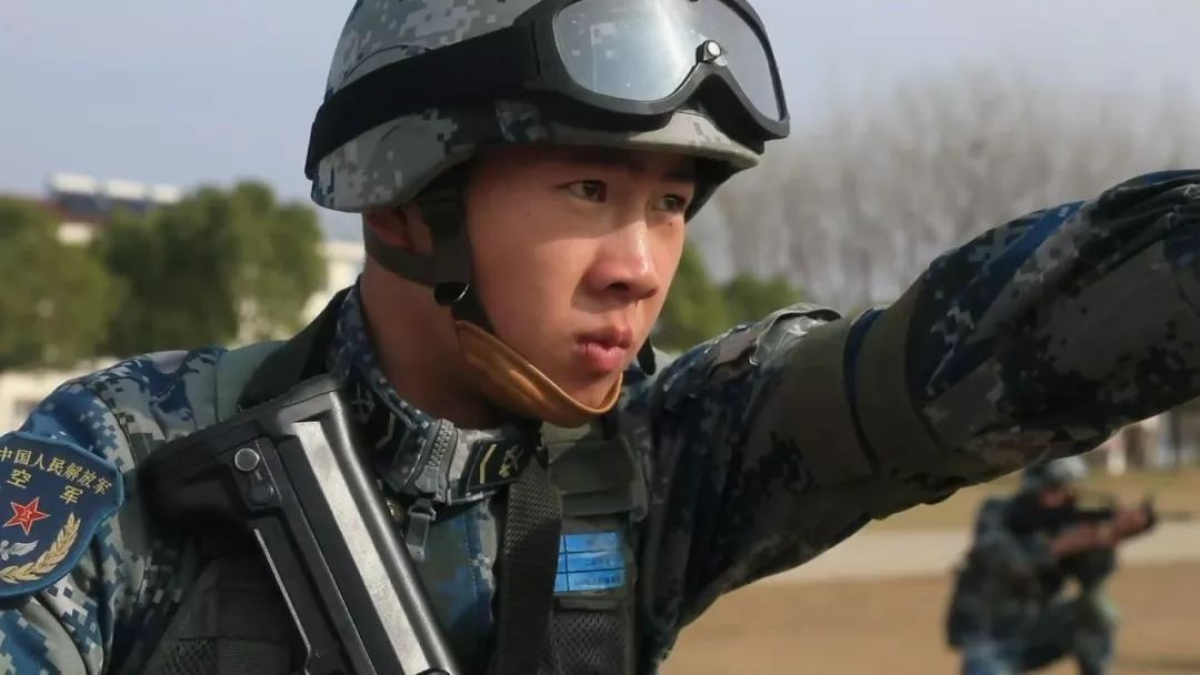 关于顽强拼搏！国家健儿誓夺头筹的信息