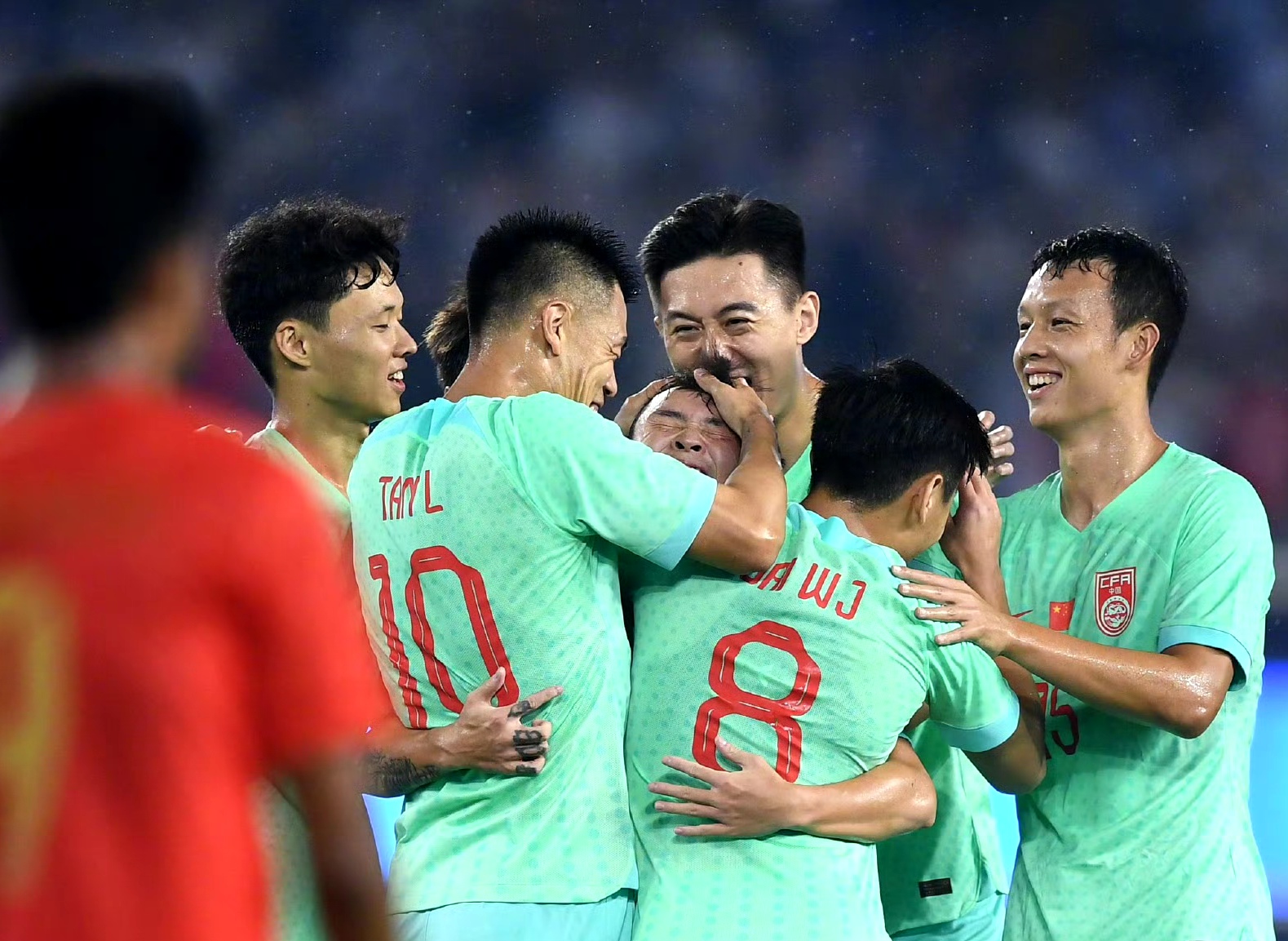 桑德豪森全队发挥出色,大胜对手取得胜利的简单介绍 桑德豪森全队发挥出色,大胜对手取得胜利的简单介绍