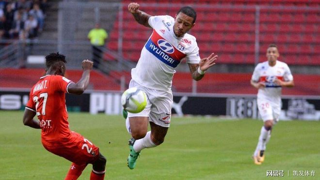 昂热客场不敌弱旅,遭遇连败局面 昂热客场不敌弱旅,遭遇连败局面