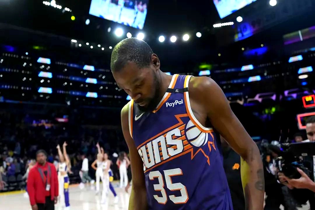 包含太阳客场负活塞,托马斯砍分,全队颓势连败的词条 包含太阳客场负活塞,托马斯砍分,全队颓势连败的词条