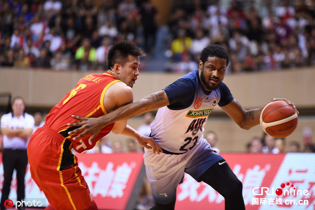 重庆男篮遭遇横扫，遗憾告负的简单介绍