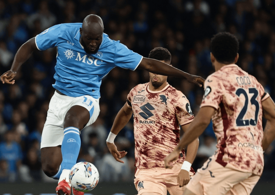 曼联后卫连续失误,遭遇意甲球队逆袭的简单介绍 曼联后卫连续失误,遭遇意甲球队逆袭的简单介绍