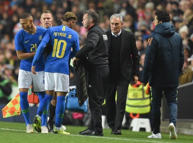 关于纷争不止！强队实力PK激情升温的信息