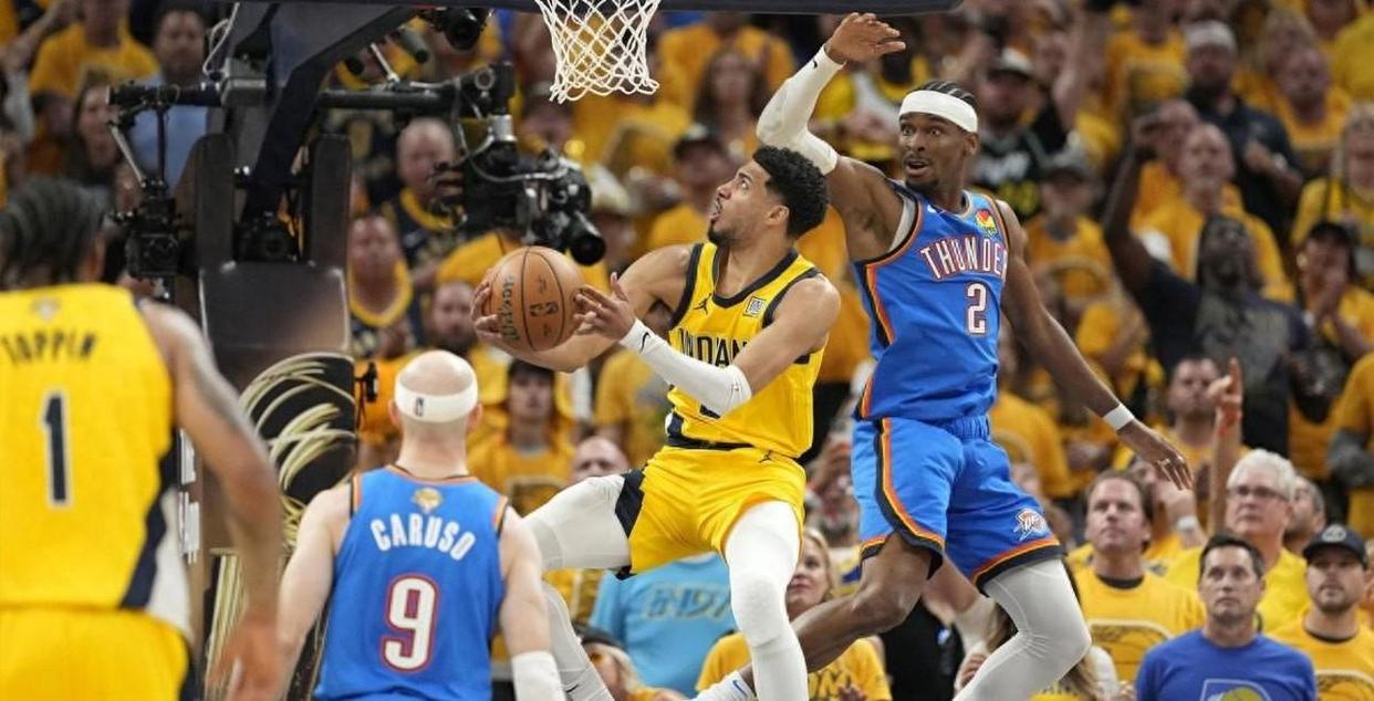 大战在即:球员们备战充分,期待一场胜利! 大战在即:球员们备战充分,期待一场胜利!