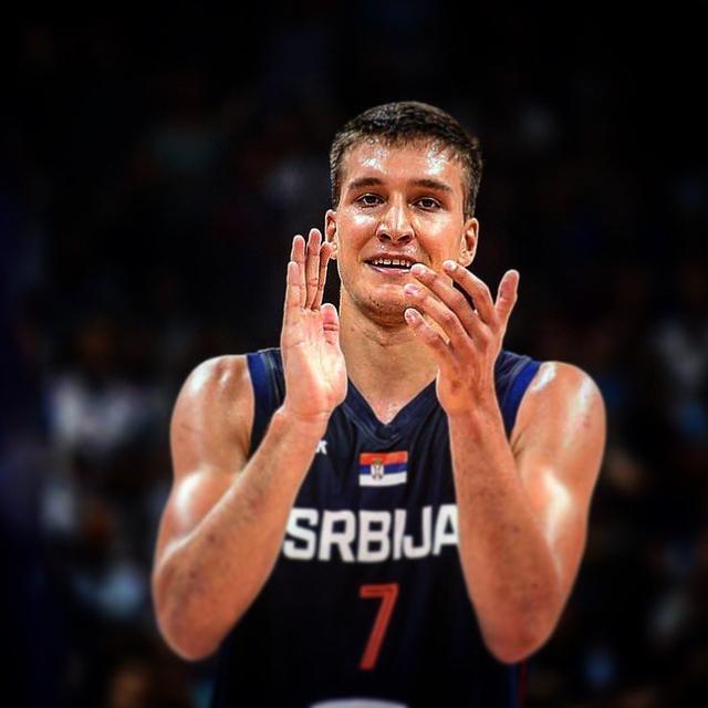 克罗托内主场大胜对手，完成三连胜