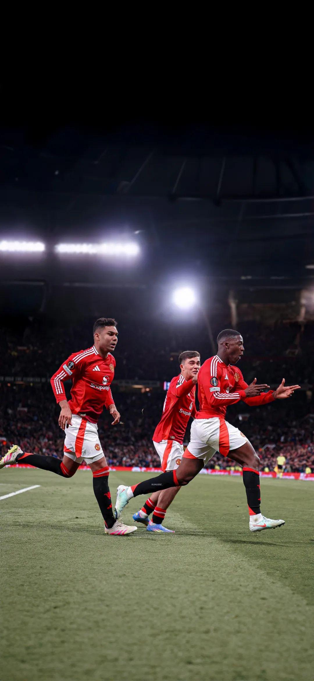 包含欧预赛擂台盛大,球场上华丽巅峰对决的词条 包含欧预赛擂台盛大,球场上华丽巅峰对决的词条