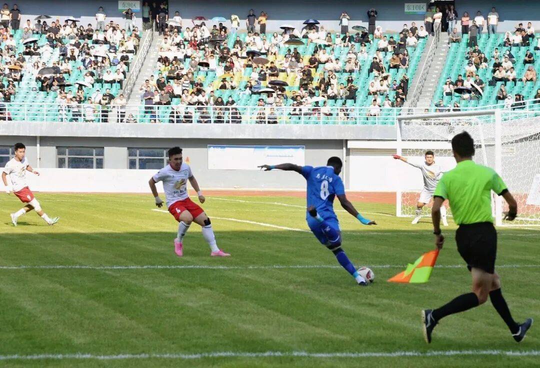 精彩回放再现风采,强队燃情比赛赢得欢呼的简单介绍 精彩回放再现风采,强队燃情比赛赢得欢呼的简单介绍