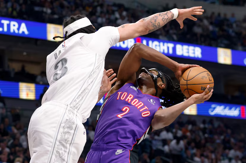 酋长主场输给独行侠，遭遇主场困境