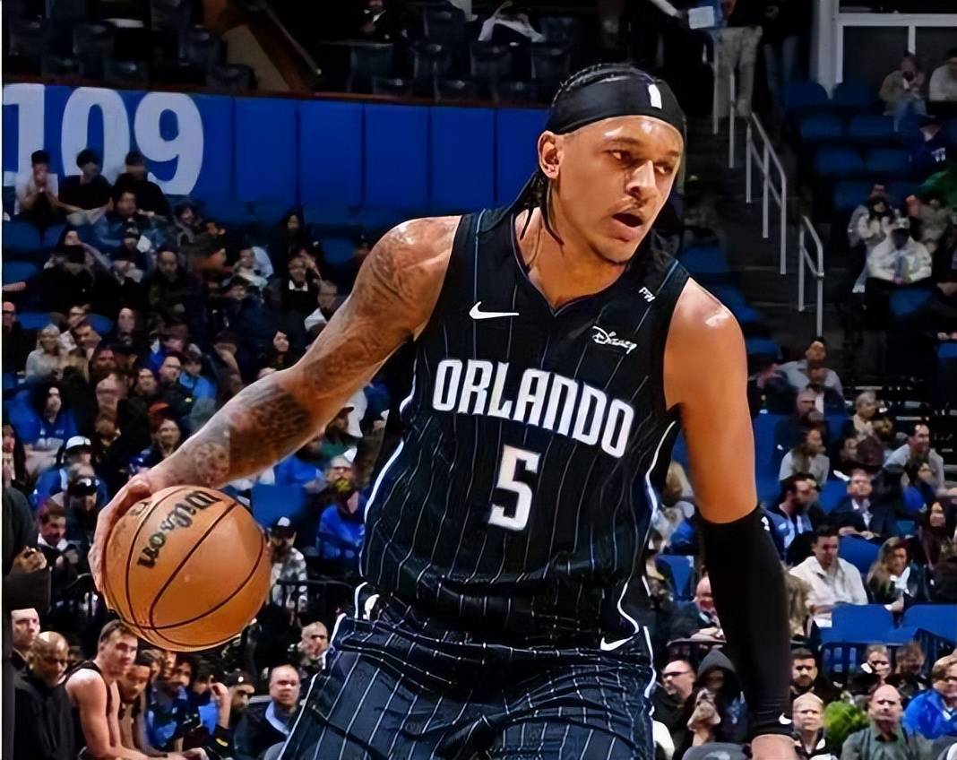 米切尔30分，爵士连胜停车战胜爵士