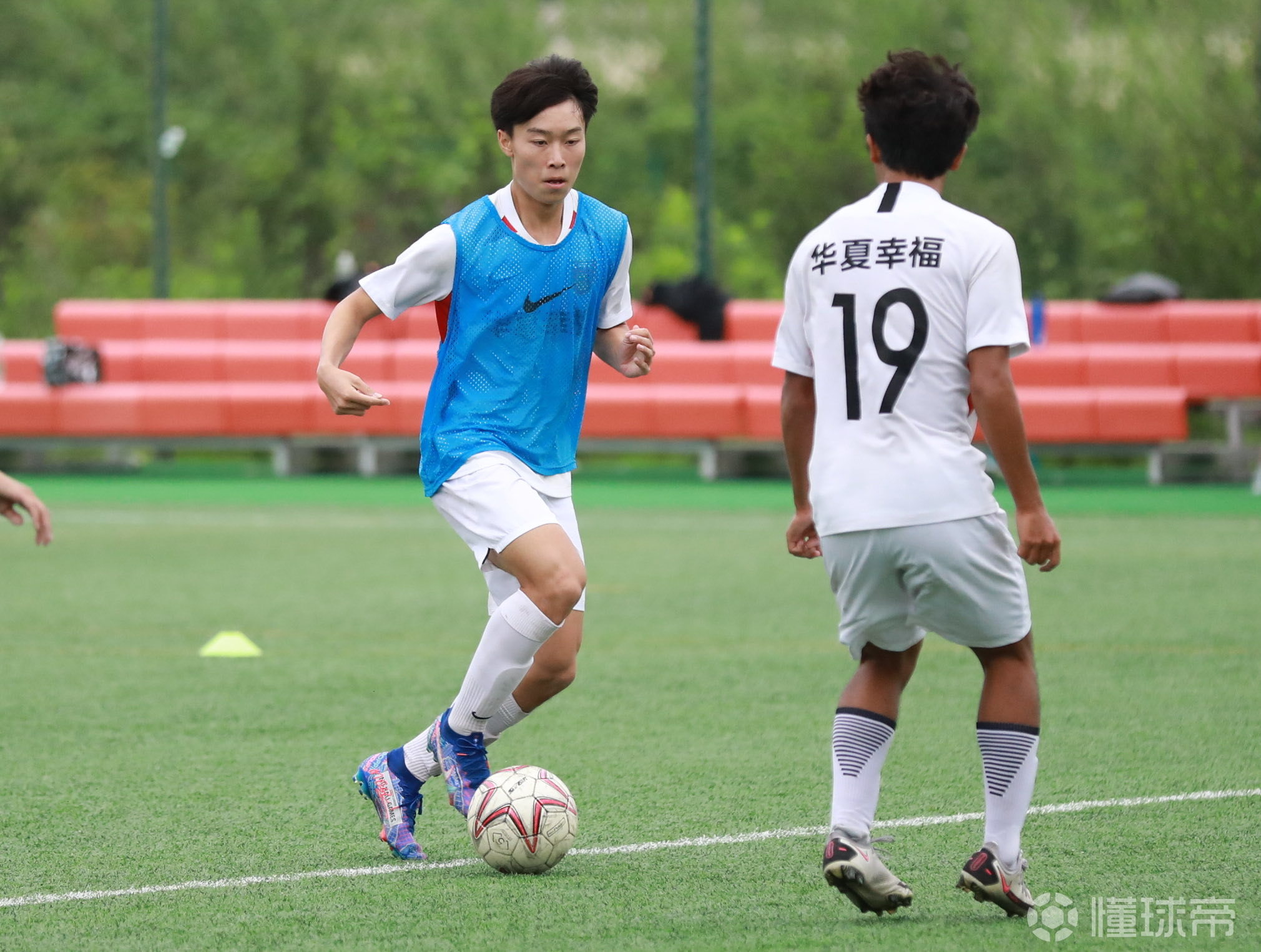 足球青训计划取得巨大成功，培养出多位优秀球员的简单介绍